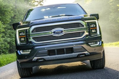 Стекло лобовое FORD F-SERIES 2020- (F150-1706*965) место под 1 камеру с обогревом, место под датчик дождя, молдинг, фурнитура, 
Бренд: BENSON