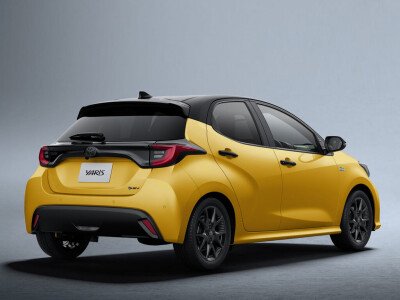 Стекло заднее с обогревом TOYOTA YARIS 2019- (KSP210-5d) 1 отверстие молдинг, антенна, 
Бренд: BENSON Тонированное