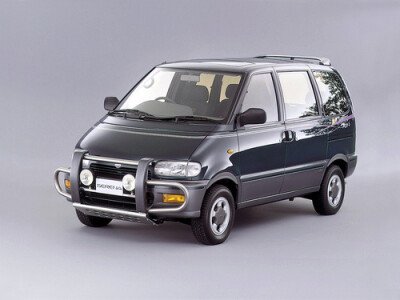 Стекло лобовое NISSAN SERENA 1991-2000 (#C23) 
Бренд: BSG