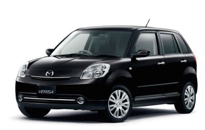 Стекло лобовое MAZDA VERISA 2004-2015 (DC-RHD) место под датчик дождя фурнитура, 
Бренд: BENSON с синей полосой