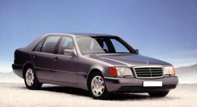 Стекло лобовое MERCEDES S-CLASS 1991-1998 (W140-RHD) 
Бренд: BSG с зеленой полосой