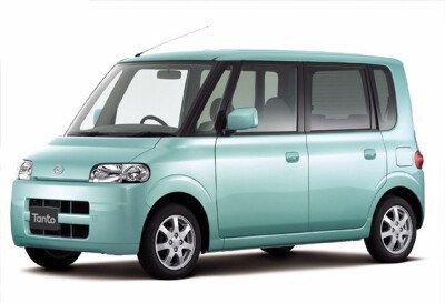 Стекло лобовое DAIHATSU TANTO 2003-2007 (L350S/L360S) 
Бренд: BSG с зеленой полосой