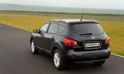 Стекло заднее с обогревом NISSAN QASHQAI+2 2009-2014 (J10) 1 отверстие 
Бренд: BENSON Тонированное