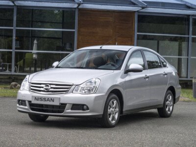 Стекло лобовое NISSAN ALMERA 2012-2018 (G15-LHD-RUS) 
Бренд: КМК с синей полосой