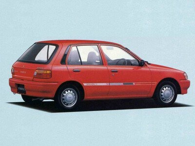 Стекло заднее с обогревом TOYOTA STARLET 1989-1995 (EP82) 
Бренд: FYG