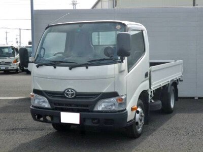 Радиатор TOYOTA DYNA 2007- (U300)(525) (J07,J08) 
Бренд: TONGSHI PL26MT