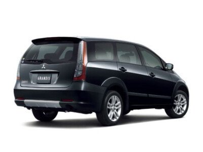 Стекло заднее с обогревом MITSUBISHI GRANDIS 2003-2009 (NA4W) 1 отверстие 
Бренд: BENSON