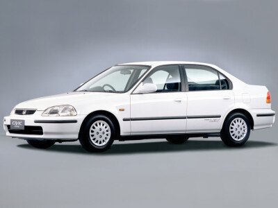 Радиатор HONDA CIVIC FERIO 1995-2000 (EK2-8) (D13-15) 
Бренд: TONGSHI PL26AT