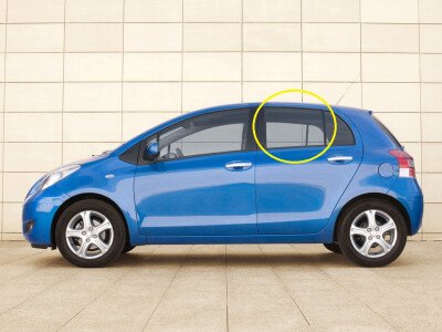 Стекло боковое TOYOTA YARIS 2005-2010 SCP90-5d RD/LH 
Бренд: BSG