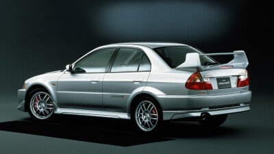Стекло заднее с обогревом MITSUBISHI LANCER EVOLUTION 1998-1999 (CP9A-4d sed) 
Бренд: BSG
