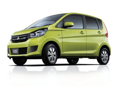 Стекло лобовое MITSUBISHI EK-WAGON 2013-2019 (B11W-RHD) место под 2 камеры 
Бренд: ZDG