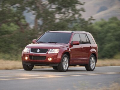 Стекло лобовое SUZUKI VITARA 2005-2017 (TD54-LHD) обогрев щеток 
Бренд: КМК с синей полосой