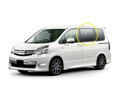 Стекло боковое TOYOTA NOAH 2007-2013 ZR70 RD/LH фурнитура, 
Бренд: BENSON