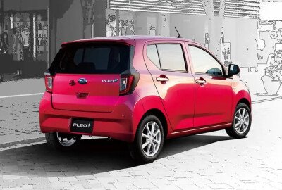 Стекло заднее с обогревом SUBARU PLEO PLUS 2017- (LA350) молдинг, 
Бренд: BENSON Тонированное