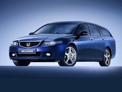 Стекло лобовое HONDA ACCORD 2002-2008 (CM1-LHD-5d wag) место под датчик дождя 
Бренд: BENSON
