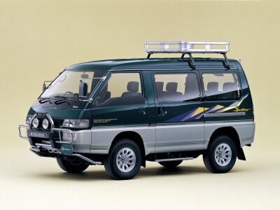 Стекло лобовое MITSUBISHI DELICA 1986-1999 (P25W-в резинку) 
Бренд: BSG