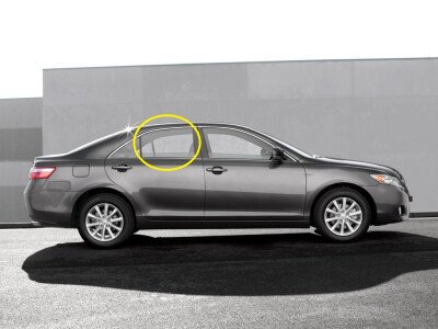 Стекло боковое DAIHATSU ALTIS 2006-2011 (ACV40) RD/RH фурнитура, 
Бренд: BENSON