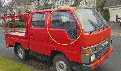 Стекло боковое TOYOTA HIACE TRUCK 1984-2000 BU60 FD/RH 
Бренд: BSG