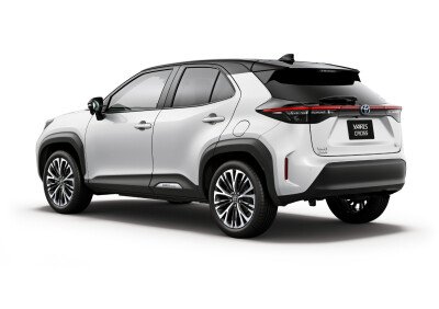 Стекло заднее с обогревом TOYOTA YARIS CROSS 2020- (MXPB10) 1 отверстие молдинг, фурнитура, 
Бренд: BENSON Тонированное
