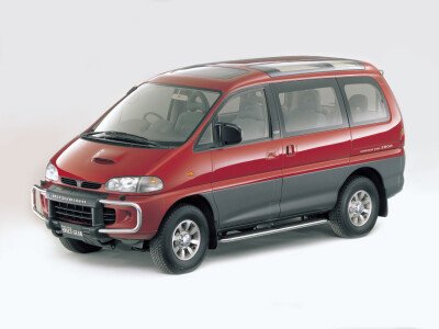 Стекло лобовое MITSUBISHI L400 1994-2007 (PA5W) обогрев щеток 
Бренд: BSG