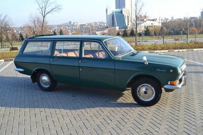 Стекло лобовое GAZ 2402 1972-1987 () 
Бренд: КМК с синей полосой
