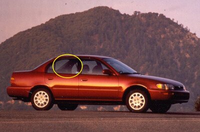 Стекло боковое TOYOTA COROLLA 1991-1995 E100-4d sed RD/RH 
Бренд: BSG