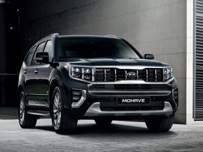 Стекло лобовое KIA MOHAVE 2008- (HM-LHD-2019) обогрев щеток, место под 1 камеру, место под датчик дождя, 
Бренд: КМК с синей полосой