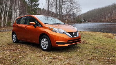 Радиатор NISSAN VERSA NOTE 2013-2018 (E12) (HR) 
Бренд: TONGSHI PL26AT