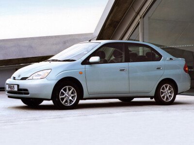 Радиатор TOYOTA PRIUS 1997-2003 (NH10) (1NZ) 
Бренд: TONGSHI PL16MT