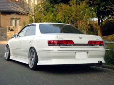 Стекло заднее с обогревом TOYOTA MARK II 1996-2000 (RX100) 
Бренд: BENSON