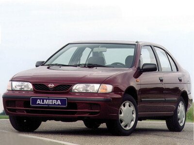 Стекло лобовое NISSAN ALMERA 1995-2000 (N15-3d/4d/5d) 
Бренд: BSG с зеленой полосой