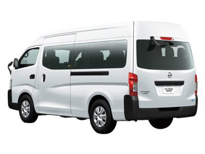 Стекло заднее с обогревом NISSAN NV350 2013- (E26) 1 отверстие молдинг, 
Бренд: BENSON