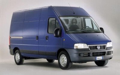 Стекло лобовое FIAT DUCATO 1994-2006 () 
Бренд: ZDG с серой полосой