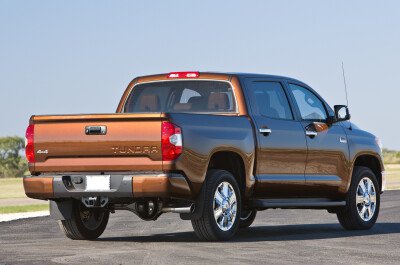 Стекло заднее с обогревом TOYOTA TUNDRA 2006- (GSK50-герметик) 
Бренд: КМК