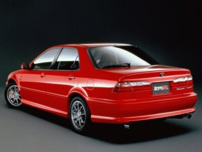 Стекло заднее с обогревом HONDA ACCORD TORNEO 1997-2002 (CF3-4d sed) 1 отверстие 
Бренд: BSG