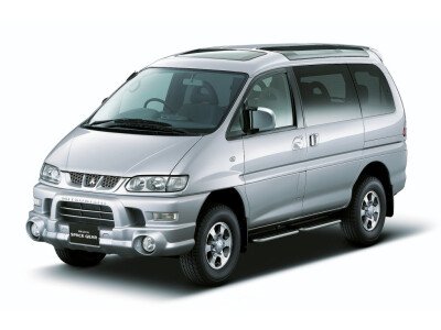 Стекло лобовое MITSUBISHI SPACE GEAR 1994-2007 (PA5W) 
Бренд: BSG с серой полосой