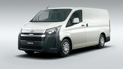 Стекло лобовое TOYOTA HIACE 2019- (H300-RHD) место под 1 камеру с обогревом, место под датчик дождя, молдинг, антенна, фурнитура, 
Бренд: FYG
