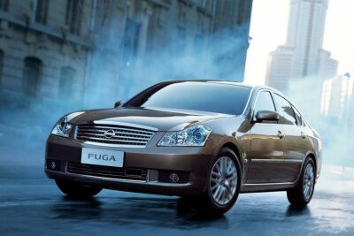 Стекло лобовое NISSAN FUGA 2009- (Y51-LHD) обогрев щеток, место под 1 камеру, место под датчик дождя, 
Бренд: BENSON с синей полосой