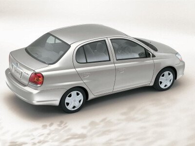 Стекло заднее с обогревом TOYOTA PLATZ 1999-2005 (SCP11) 
Бренд: ZDG