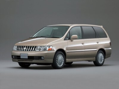 Стекло лобовое NISSAN BASSARA 1999-2003 (JU30-RHD) 
Бренд: ZDG с серой полосой