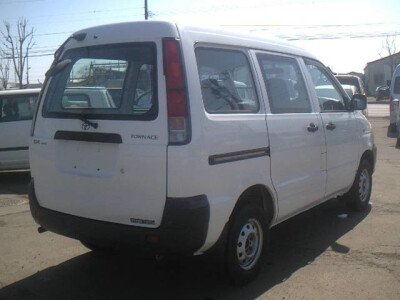 Стекло заднее с обогревом TOYOTA TOWN ACE 1996-2008 (CR40) 
Бренд: BSG