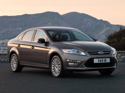 Стекло лобовое FORD MONDEO 2007-2014 (BD-2009-4d sed) место под датчик дождя 
Бренд: КМК с синей полосой