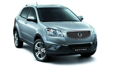 Стекло лобовое SsangYong NEW ACTYON 2011- () обогрев щеток, место под датчик дождя,, 
Бренд: BENSON