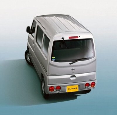 Стекло заднее с обогревом NISSAN CLIPPER 2003-2012 (U71V) 
Бренд: BSG