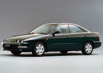 Стекло лобовое HONDA INTEGRA 1993-2000 (DB6-4d sed) 
Бренд: BSG с зеленой полосой