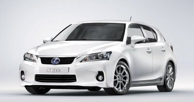 Стекло лобовое LEXUS CT 2011- (ZWA10-RHD) обогрев щеток, место под датчик дождя, 
Бренд: КМК с синей полосой