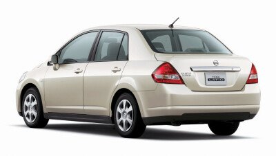 Стекло заднее с обогревом NISSAN TIIDA LATIO 2004-2012 (SC11-4d sed) 
Бренд: BSG