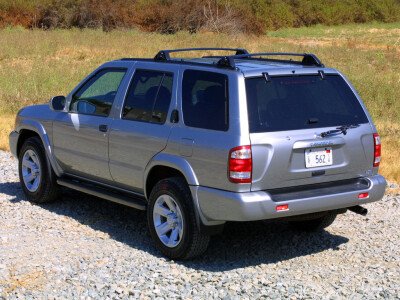 Стекло заднее с обогревом NISSAN TERRANO 1995-2002 (PR50) 10 отверстий 
Бренд: BSG
