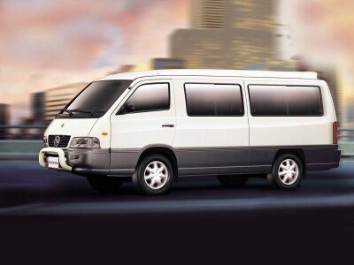 Радиатор SSANGYONG ISTANA 1995-2003 (631) (OM662) 
Бренд: TONGSHI PL26MT