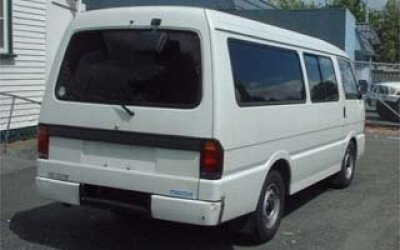 Стекло заднее с обогревом MAZDA BONGO BRAWNY 1983-1999 (SR) 
Бренд: BSG